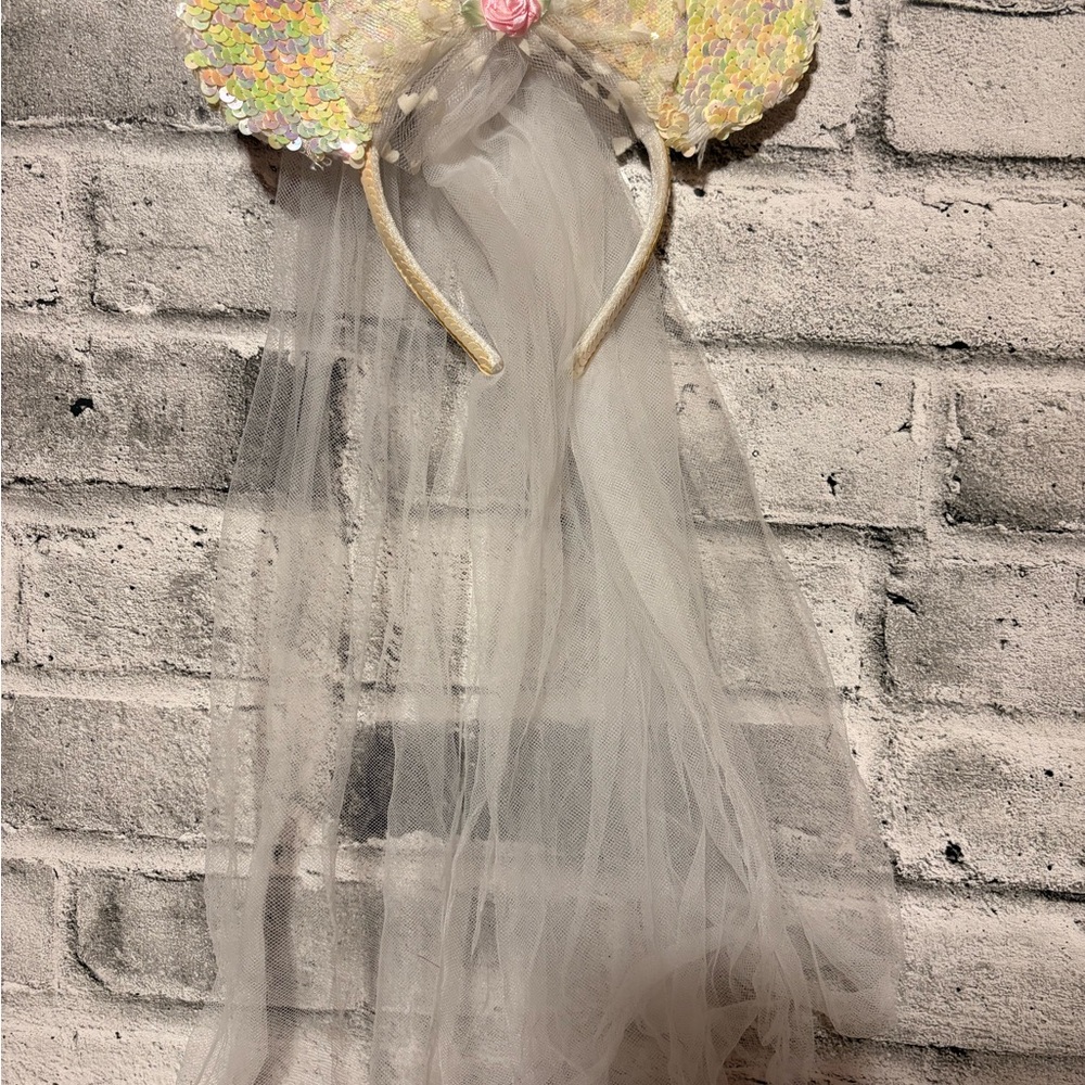 Disney Bridal Minnie Mouse ears- Sequin Headband with Veil